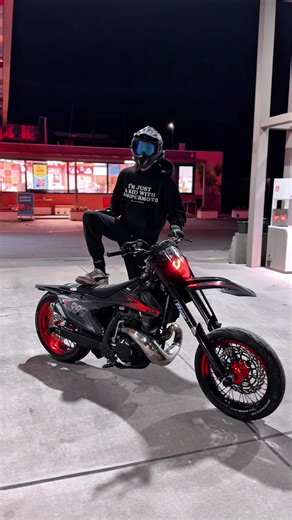 Exploring the World of Supermoto Riding