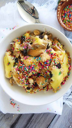 Capirotada 😋 this is my son’s favorite! Mexican bread pudding 🥖 is a sweet treat made of bread, fruits, nuts, and cheese 🧀 A yummy Mexican dessert eaten during Lent ⛪️ Get recipe @mamamaggieskitchen or comment LENT and I’ll send you the recipe. #capirotada #mexicanbreadpudding #mexicandessert #mamamaggieskitchen | Mama Maggie's Kitchen