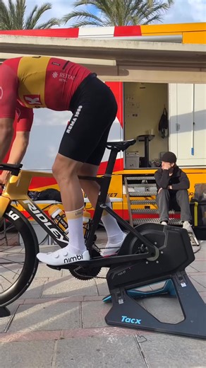 Tacx Neo 2T.. | CYCLE LINE VN