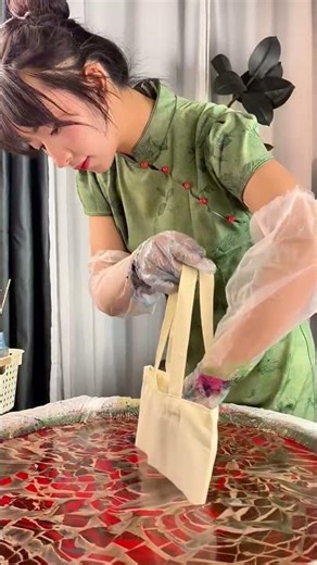 Easy Hydro Dipping Technique for Stunning Tote Bag Designs