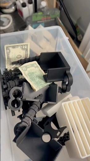 I’ve got a problem… my card dispenser #mechanism #diy #robotics #stem #cards #3dprinting #3d