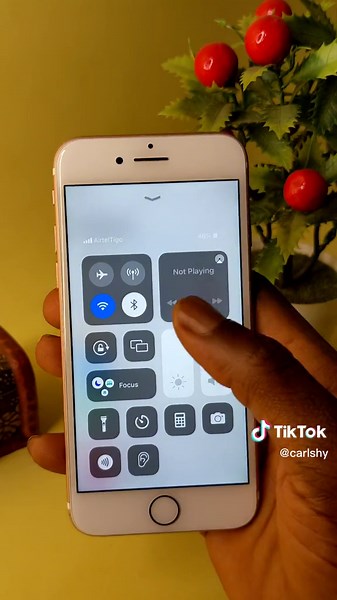 iPhone Hotspot Tips and Tricks for iOS Users