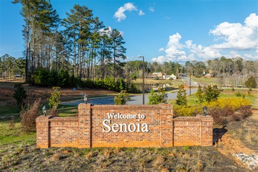 Living in Senoia, GA