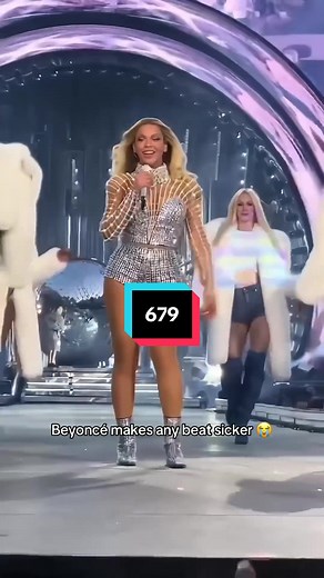 Beyoncé's Perfect Dance Timing in Live Performances