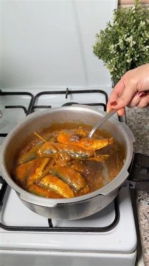 Cooker mathi recipe🤤🤌🏻 #mathifry #fish #recipe #mathee #food #cooking #viral #trendingsong