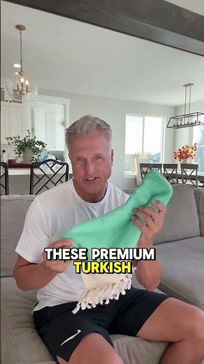 The Perfect Gift for Recovery: Cryotex Massage Gun + Free Towels Set 🎁