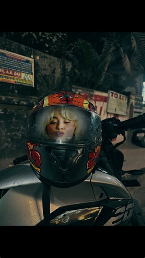 AN UJ on Instagram: "Kiss😚😚 Follow for more new reels Edit by anuj #viral #reels #instagram #anuj007 #bike"