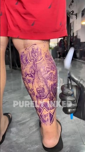 Incredible realistic wolf tattoo: The detail is perfect 🐺