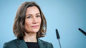 „Warum? Warum Anne Spiegel?“, will ein Bürger wissen