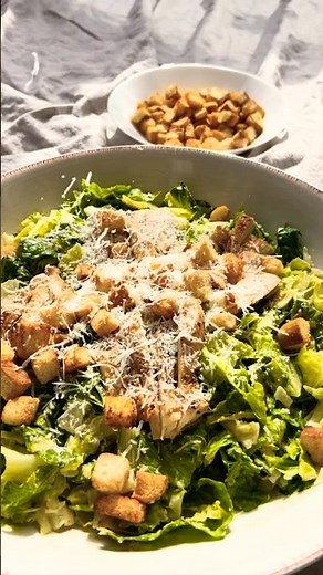 A Classic Caesar Salad Done Right 😋🥬