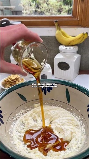 This Banana Cake Is INSANELY Good #baking #cake #bananabread #recipe #bakingmadeeasy #banana