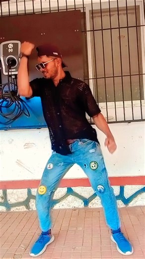 #videoकमर के झटका😜#bhojpuri #hindiganabhojpuriganakaiselikhe#nayasal#jiyetohjiyekaise2 #gana #song