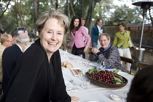 Super foodie Alice Waters launches anti-fracking fight