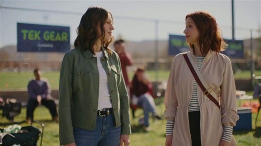 Kohl's TV Spot, 'Kohl's Mom: Spring Tek Gear' Featuring Ellie Kemper