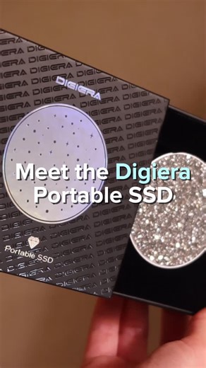 𝒜𝓃𝓃𝒶-ℳ𝒶𝓇𝒾𝒾𝒶 on Instagram: "Digiera Diamond Portable SSD|Up to 50% off — early access while it lasts 👇🏻 • Exclusive link: https://www.digieraglobal.com/discount/Anna?redirect=/products/diamond-portable-ssd • Discount for fans: Use code Anna to get 10% off #digiera #digierassd #phonestorage #ssd #portablessd"