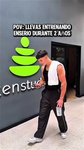 Parece que 2 años de gym tienen su recompensa…😉 Hasta 60% 10% Código: DUAL en Myprotein 🚨 #gym #fitness #gimnasio #gymduo #gymbro