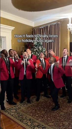 HAPPY HOLIDAY SEASON, EVERYONE! Finally our time to shine😎🎄 #holidayseason #christmasmusic