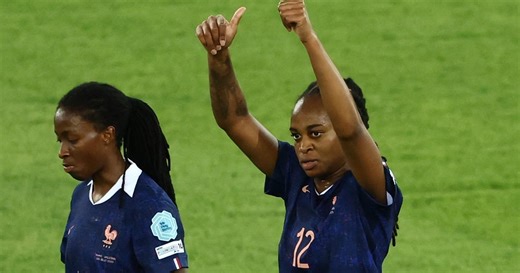 Euro féminin : débuts parfaits pour les Bleues, victorieuses de l’Angleterre