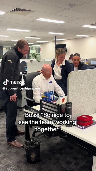 Teamwork in the Workplace: Humorous Insights