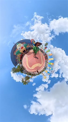 Tim Tracker on Instagram: "Vibing at Universal Orlando in full 360° 🌎 #universalorlandoresort #universalstudios #universalorlando"