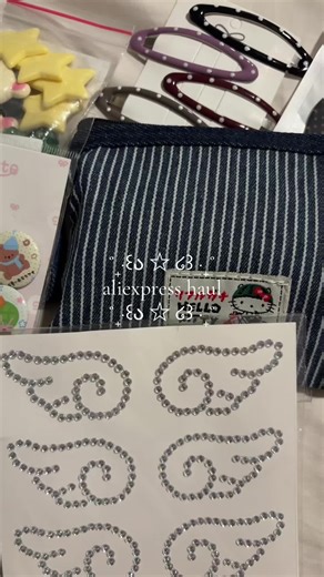 Aliexpress Shopping Haul: Hair Clips and Croc Charms