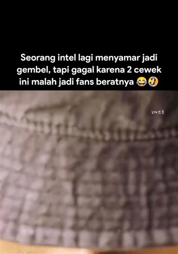 ANGGINI ID on Instagram: "🎬 Film: Hitman: Agent Jun (2020) 🎭 Genre: Action, Comedy, Family, Absurd 🎬 Sutradara: Choi Won-sub ✍️ Penulis: Choi Won-sub, Shin Jung-hoon 🏛️ Produksi: Lotte Entertainment 📺 Platform: Netflix, Viu 👥 Pemeran Utama: Kwon Sang-woo → Jun (pembunuh bayaran legendaris yang pengen pensiun) Jung Joon-ho → Cheol (atasan NIS yang gila hormat) Hwang Woo-seul-hye → Mi-young (istri yang nggak tahu apa-apa) Lee Yi-kyung → Yong (adik ipar culun) ✒️ Sinopsis Jun (Kwon Sang-woo) 