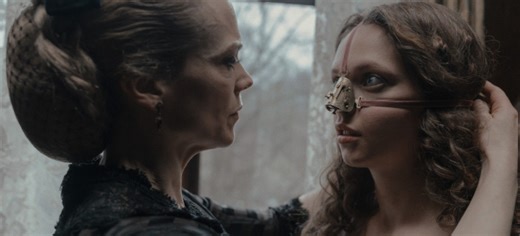 The Ugly stepsister – Avis + – Onirik