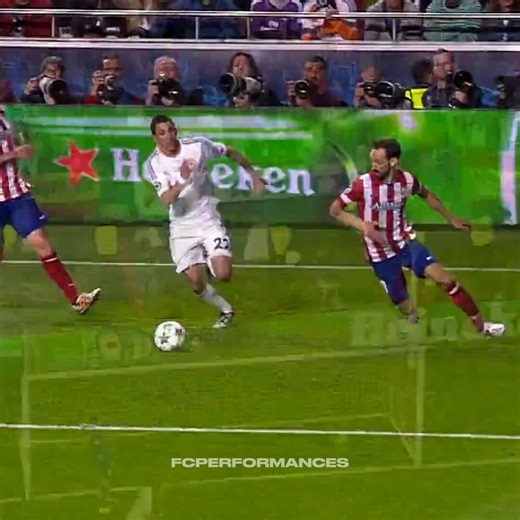 Ancelotti’s decision to use Di Maria as an LCM (mezzala) remains one of the best player profiling's of recent history.