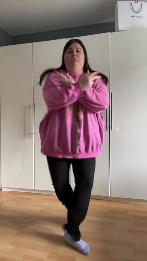 Astro Slide Dance Trend Tutorial | Fortnite Emote