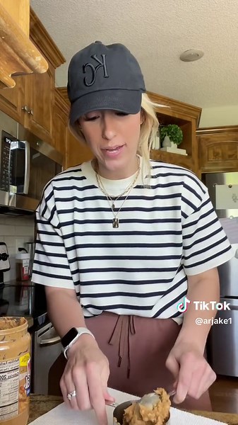 Sweet and Salty Peanut Butter Fritos Recipe