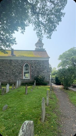 The Old Dutch Church of Sleepy Hollow! #yonkers#hudsonvalley#hudsonvalleyhappenings#hudsonvalleylife#sleepyhollow#sleepyhollowcountry#explorehudsonvalley#sleepyhollowcemetery #spookyhudsonvalley#hauntedhudsonvalley#localhaunts#washingtonirving#thelegendofsleepyhollow#headlesshorseman # | The Wicked Valley