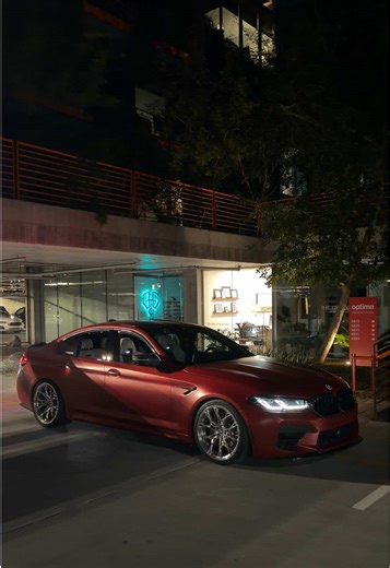 f90sam (@f90sam)’s videos with fiesta bby - RRUXI