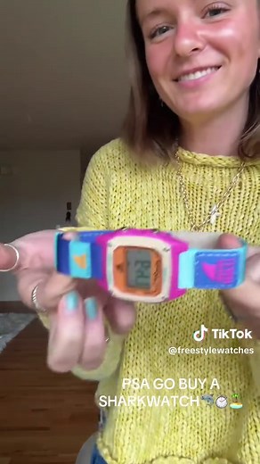 Unboxing Neon Sea and yeah… it’s a need 💖🌊⌚ The pink aqua combo is straight 90s energy and the Shark Classic Leash always delivers. Lightweight, water resistant, and ready for everyday wear. #FreestyleWatches #SharkWatch #WatchTok #Unboxing #90sAesthetic #ColorfulStyle #StreetStyle #SurfStyle #DigitalWatch #NeonVibes