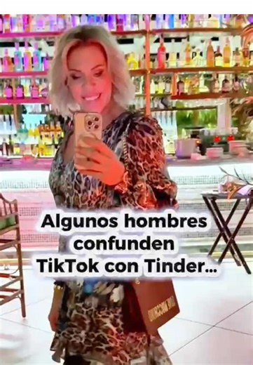 🌈 Yo: contenido, vibes, vida real. Ellos: “hola preciosa” 🤡 TikTok no es Tinder, amor. 🤷🏼‍♀️ #queer #queertiktok #mujeresqueer #genxwomen #wlw