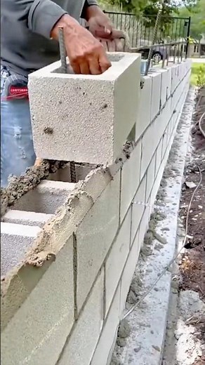 Professional Construction Techniques for Building Durable Concrete Block Retaining Walls