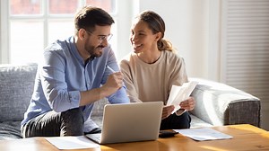 Poistenie ako sporenie na dôchodok.  Ako na to a komu sa to naozaj oplatí?