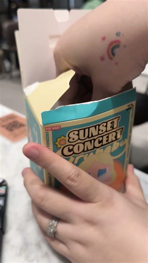 #music #unboxing #blindbox #trending #popular #pop #crybaby #toys #anime #cute #girl #love #fyp