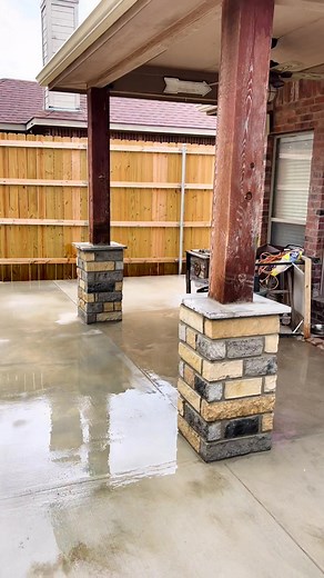 Modern Decorative Columns for Terraces | Cement with Plants