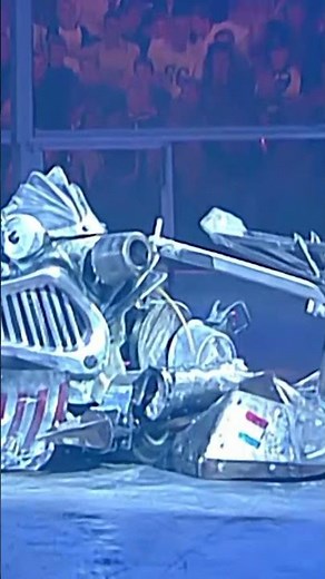 The House Robots get their commeuppance