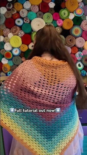 How to crochet a shawl for beginners!