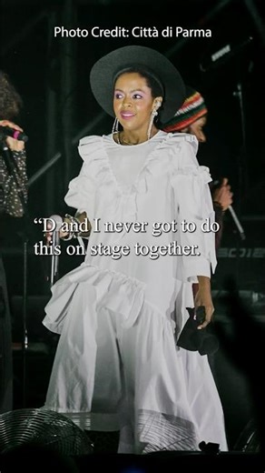 Lauryn Hill laments the fact that she didn't get a chance to perform with D'Angelo on stage