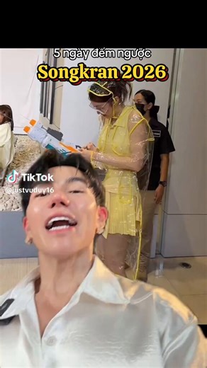 Call Me Duy is a popular beauty blogger & KOC in Vietnam. He made a video introducing Songkran to Viet people. He's known for his humour. He started the video by using Orm's pic wearing a raincoat and holding a watergun then said:"In 5 days, I will join Songkran. Wondering if LingOrm in Thailand have put their scissor away in the closet and brought out the (water)gun to play (Songkran) yet?".I MEAN— WDYM BY SCISSOR? 😭✂️AND HE KNOWS LINGORM OBVIOUSLY?I find it so surprising that he knows LingOrm