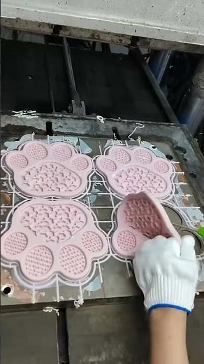 How Silicone Pet Slow Feeder Bowls Are Made | Factory Manufacturing Process