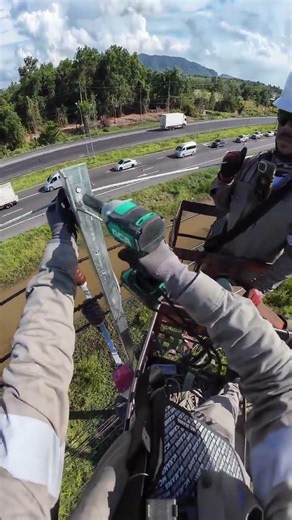 😱 Watch Linemen Connect Overhead Power Lines ⚡