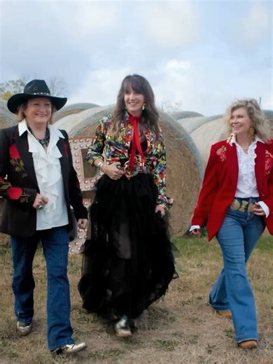 Junk Gypsy Company on Reels