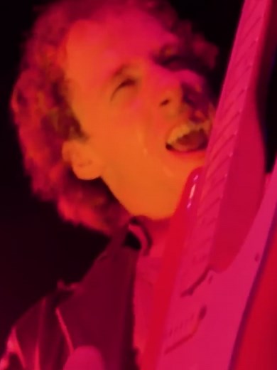 Experience 'Lady Writer' by Dire Straits