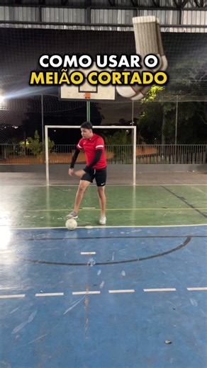 Como Usar o Meião Cortado no Futsal