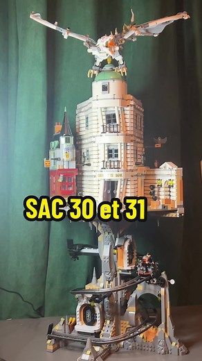 Je termine la banque Gringotts de @LEGO du monde de Harry Potter!! #harrypotter #lego #mtl #hp #viral #foryou #fyp #pourtoi #trend #wizardingworld #qc