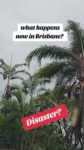 Disaster. cyclone Alfred in Brisbane #cyclone #cyclonealcycloneal #alfredolarin #brisbane #perth #australia #goldcoast #goldcoastaustralia #melbourne #sydney