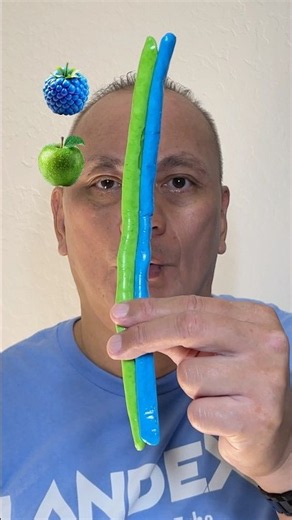 👂ASMR LAFFY TAFFY CHEWY ROPES BLUE RASPBERRY-GREEN APPLE FLAVOR EATING SOUNDS👂#shorts #asmr